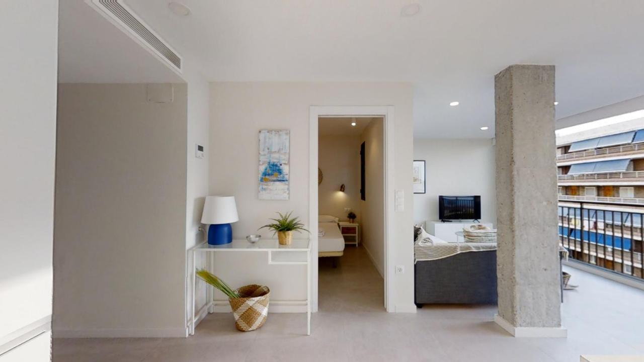 Paradise Windows Apartment อาลิกันเต ภายนอก รูปภาพ